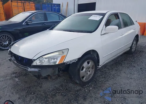 2003 Honda Accord 2.4 Lx z USA, uszkodzony, nr VIN 3HGCM563X3G702229
